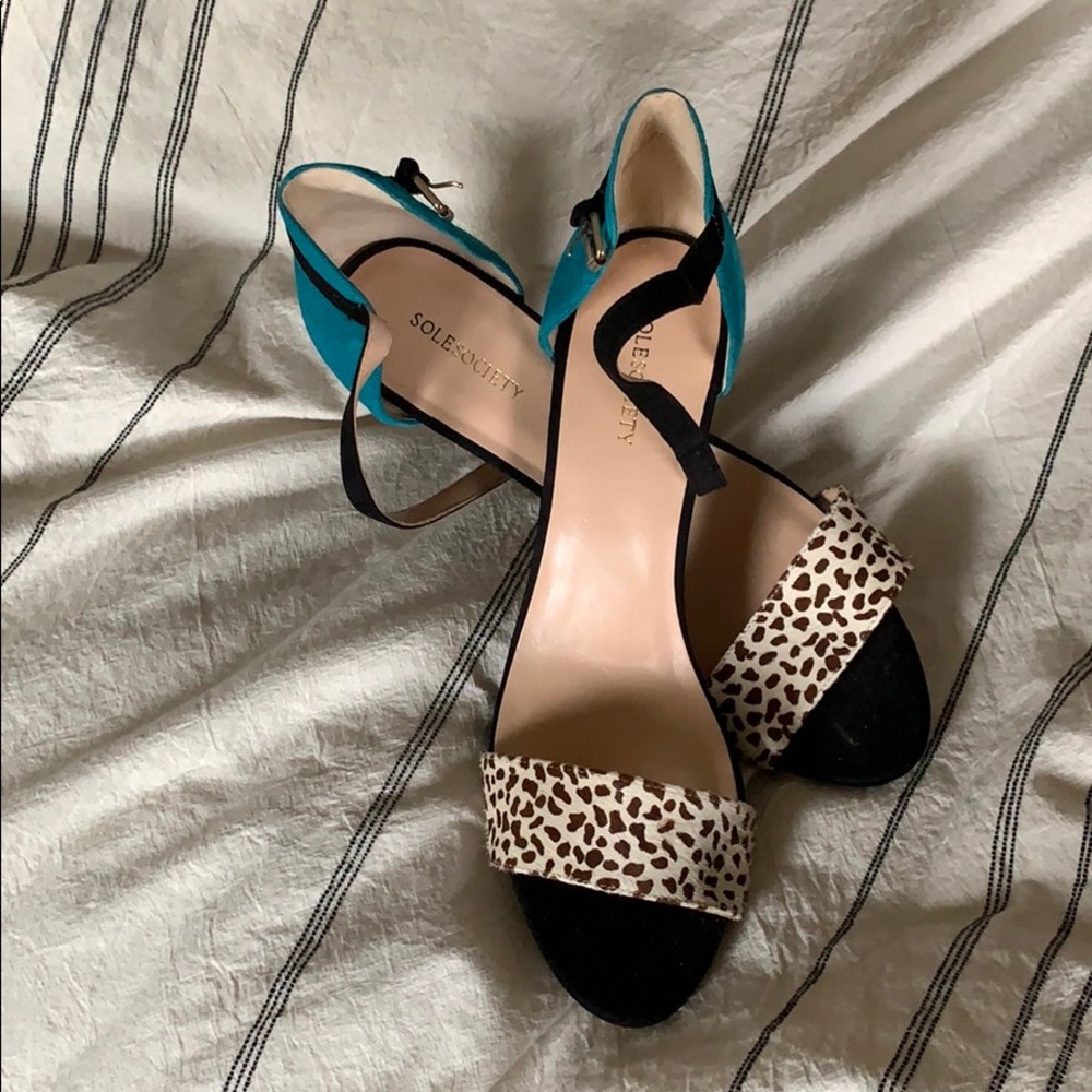 Multi color heels